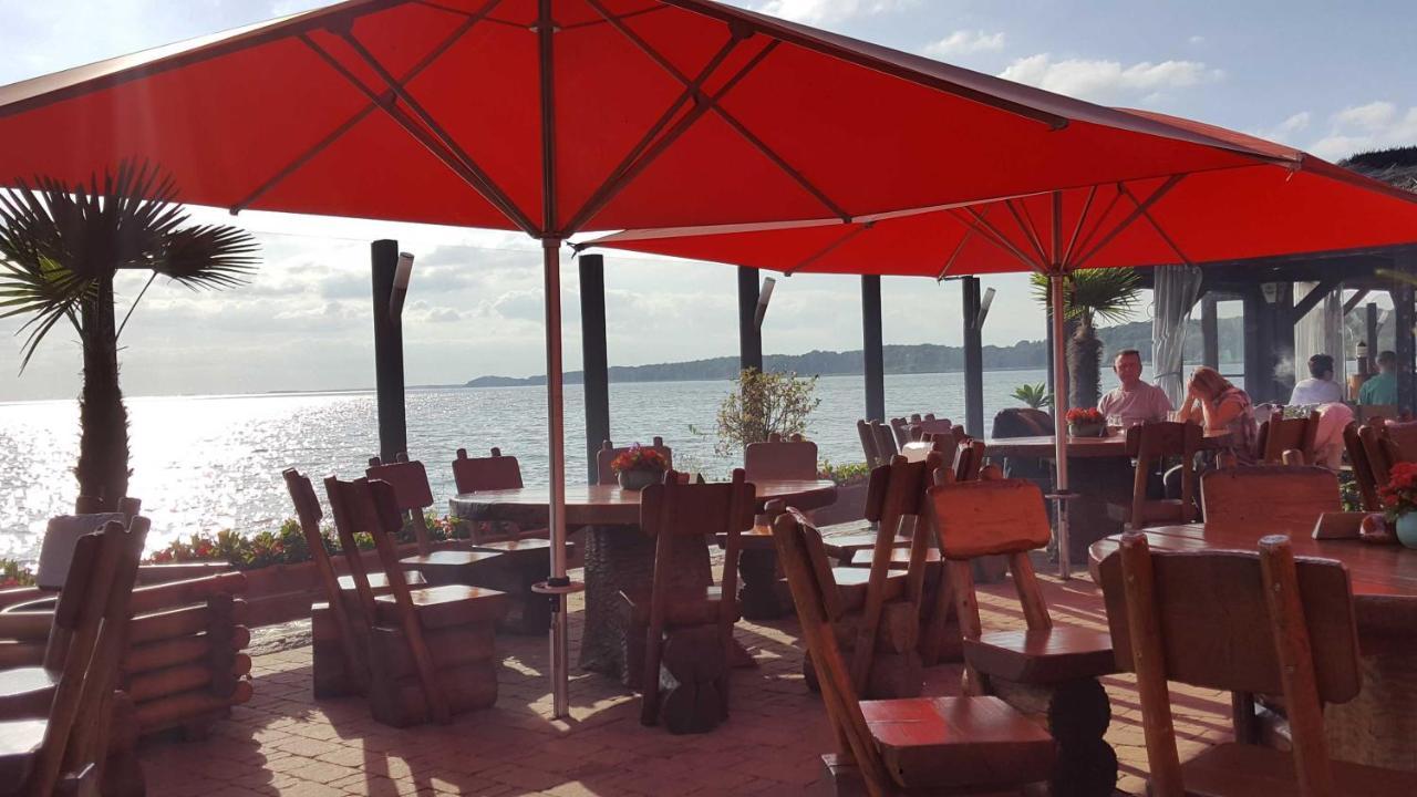Terrassenwohnung "Treibholz" - Oase Am Haff Garz  Exterior foto